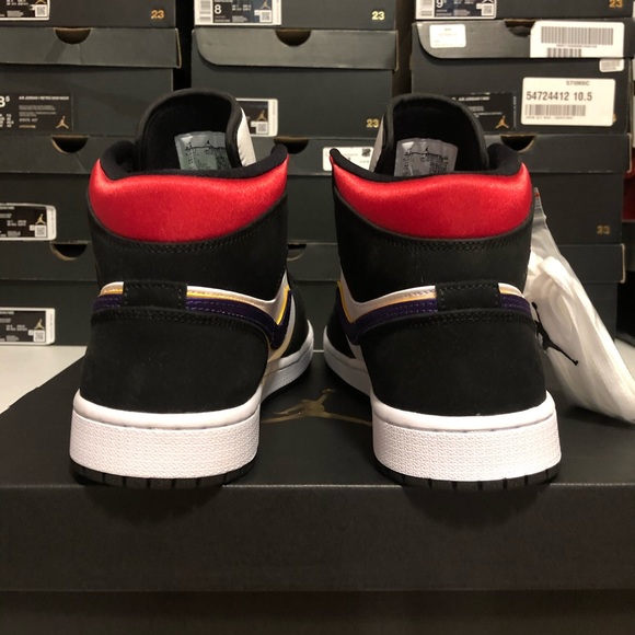 nike air jordan top 3 lakers